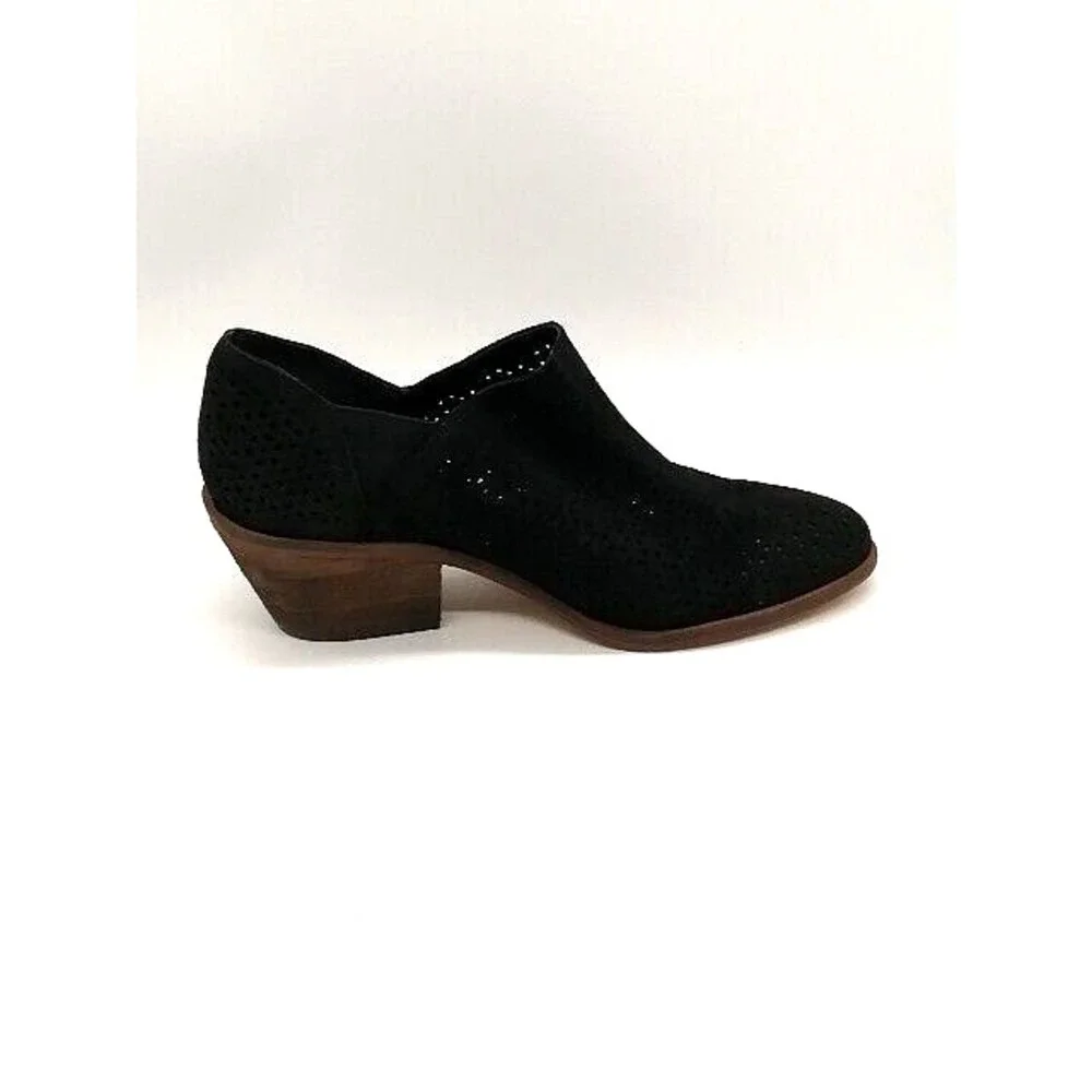 Vince Camuto vince camuto